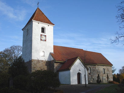 Gravsten på Alstrup kirkegård. Gislum herred. Aalborg amt.