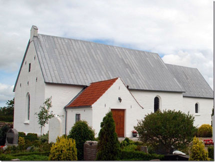 Gravsten på Astrup kirkegård. Vennebjerg herred. Hjørring amt.