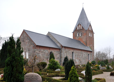 Gravsten på Bevtoft kirkegård. Nørre Rangstrup herred. Haderslev amt.