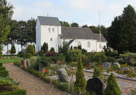 Gravsten på Blåhøj kirkegård. Tørrild herred. Vejle amt.