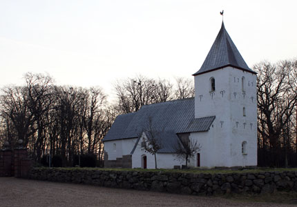 Gravsten på Bramminge, Sct. Knuds kirkegård. Gørding herred. Ribe amt.