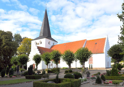 Gravsten på Bregninge kirkegård. Ærø herred. Svendborg amt.