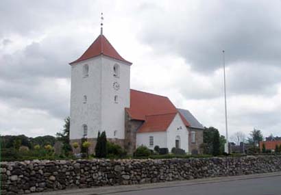 Gravsten på Døstrup kirkegård. Hindsted herred. Aalborg amt.