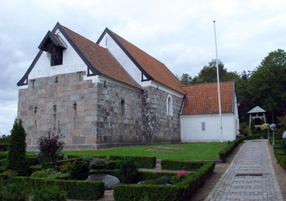 Gravsten på Ellidshøj kirkegård. Hornum herred. Aalborg amt.