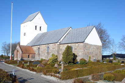 Gravsten på Fjelsø kirkegård. Rinds herred. Viborg amt.