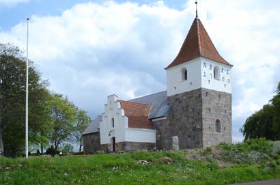 Gravsten på Gammel Skørping kirkegård. Hellum herred. Aalborg amt.