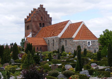 Gravsten på Gårslev kirkegård. Holmans herred. Vejle amt.