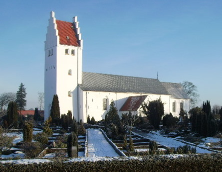 Gravsten på Gauerslund kirkegård. Holmans herred. Vejle amt.