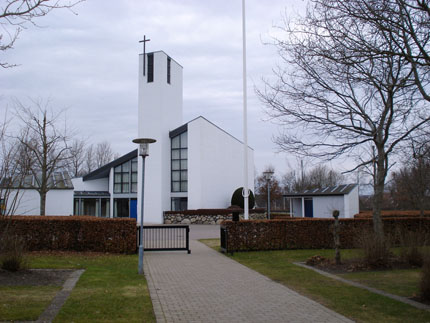 Gravsten på Gistrup kirkegård. Fleskum herred. Aalborg amt.