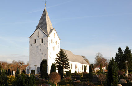 Gravsten på Gram kirkegård. Frøs herred. Haderslev amt.