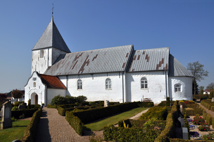 Gravsten på Højst kirkegård. Slogs herred. Tønder amt.
