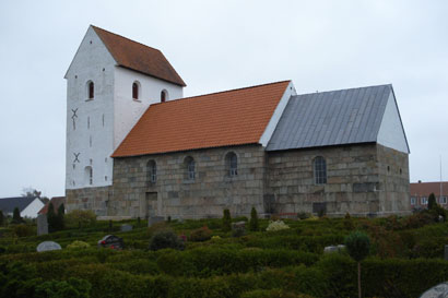Gravsten på Hvilsom kirkegård. Rinds herred. Viborg amt.