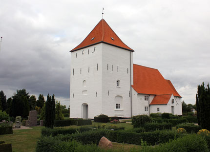Gravsten på Kegnæs kirkegård. Als Sønder herred. Sønderborg amt.