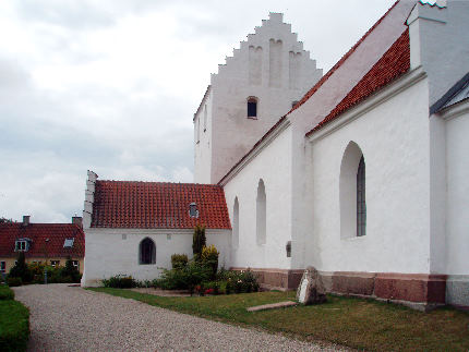 Gravsten på Landet / Sankt Jørgens kirkegård. Sunds herred. Svendborg amt.