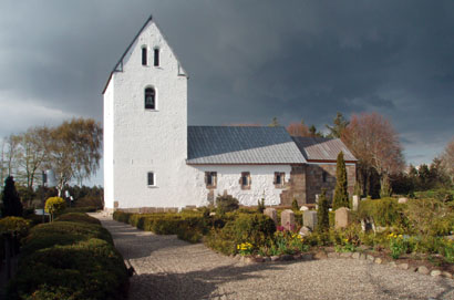 Gravsten på Madum kirkegård. Ulfborg herred. Ringkøbing amt.