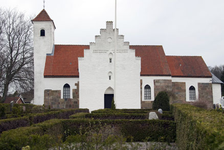 Gravsten på Nimtofte kirkegård. Djurs Nørre herred. Randers amt.