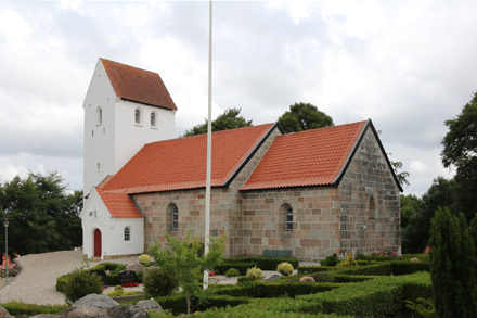 Gravsten på Nørre Vinge kirkegård. Sønderlyng herred. Viborg amt.