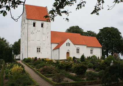 Gravsten på Ørslev kirkegård. Vends herred. Odense amt.