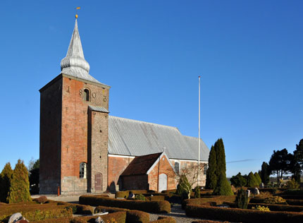 Gravsten på Oksenvad kirkegård. Gram herred. Haderselv amt.