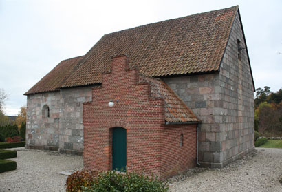 Gravsten på Pederstrup kirkegård. Nørlyng herred. Viborg amt.