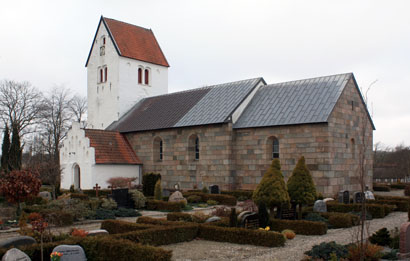 Gravsten på Rødding kirkegård. Nørlyng herred. Viborg amt.