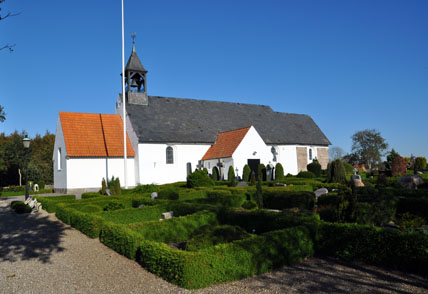 Gravsten på Rødding kirkegård. Frøs herred. Haderslev amt.