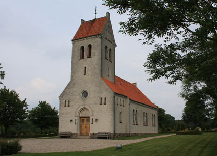 Gravsten på Røjleskov kirkegård. Vends herred. Odense amt.