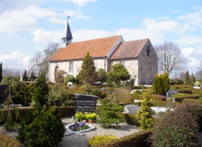 Gravsten på Rørbæk kirkegård. Gislum herred. Aalborg amt.