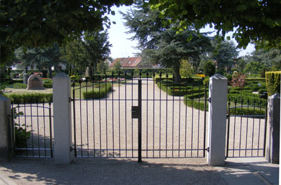 Gravsten på Rudkøbing kirkegård. Langelands Nørre herred. Svendborg amt.