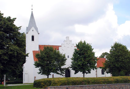 Gravsten på Sønder Aarslev kirkegård. Hasle herred. Aarhus amt.