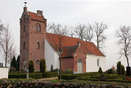 Gravsten på Skjørring kirkegård. Fremlev herred. Aarhus amt.