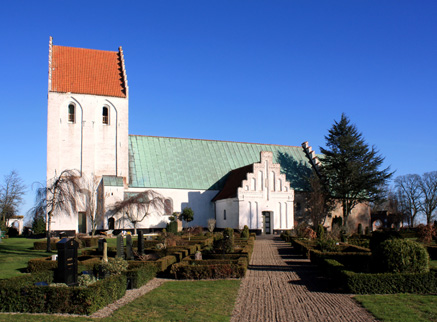 Gravsten på Skovby kirkegård. Skovby herred. Odense amt.