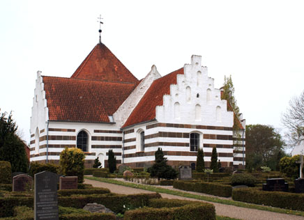 Gravsten på Søndersø kirkegård. Skovby herred. Odense amt.