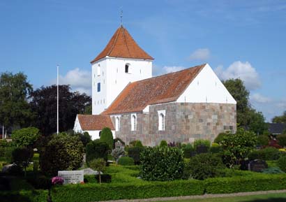 Gravsten på Sønderup kirkegård. Hornum herred. Aalborg amt.