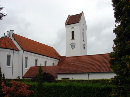 Gravsten på Tåstrup Nykirke kirkegård. Smørum herred. København amt.