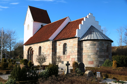 Gravsten på Tapdrup kirkegård. Nørlyng herred. Viborg amt.