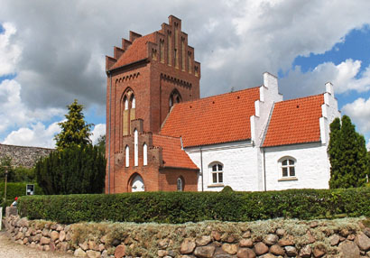 Gravsten på Tyvelse kirkegård. Tybjerg herred. Præstø amt.