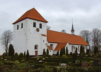 Gravsten på Ulkebøl kirkegård. Als Sønder herred.   Sønderborg amt.