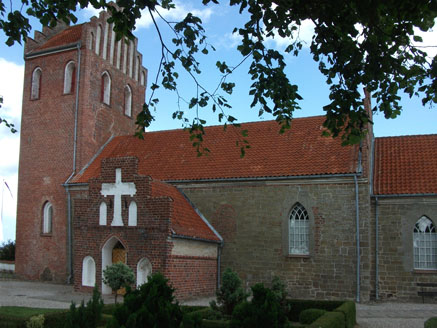 Gravsten på Valby kirkegård. Holbo herred. Frederiksborg amt.