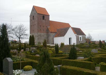Gravsten på Valsgaard kirkegård. Hindsted herred. Aalborg amt.