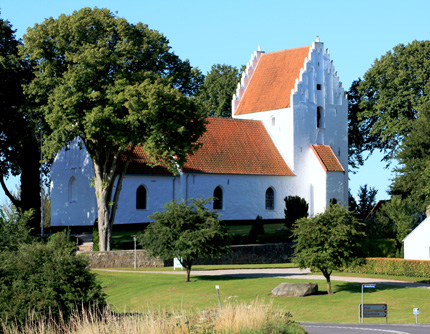 Gravsten på Vedtofte kirkegård. Baag herred. Odense amt.