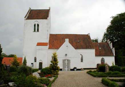 Gravsten på Vetterslev kirkegård. Ringsted Nørre herred. Sorø amt.
