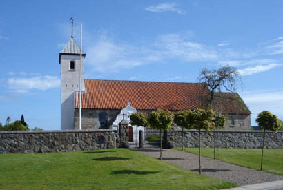 Gravsten på Vilsted kirkegård. Slet herred. Aalborg amt.