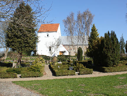 Gravsten på Vinding kirkegård. Holmans herred. Vejle amt.