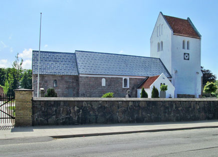 Gravsten pæ Vraa kirkegård. Børglum herred. Hjørring amt.