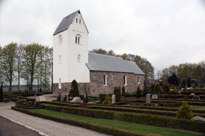 Gravsten pæ Vroue kirkegård. Fjends herred. Viborg amt.